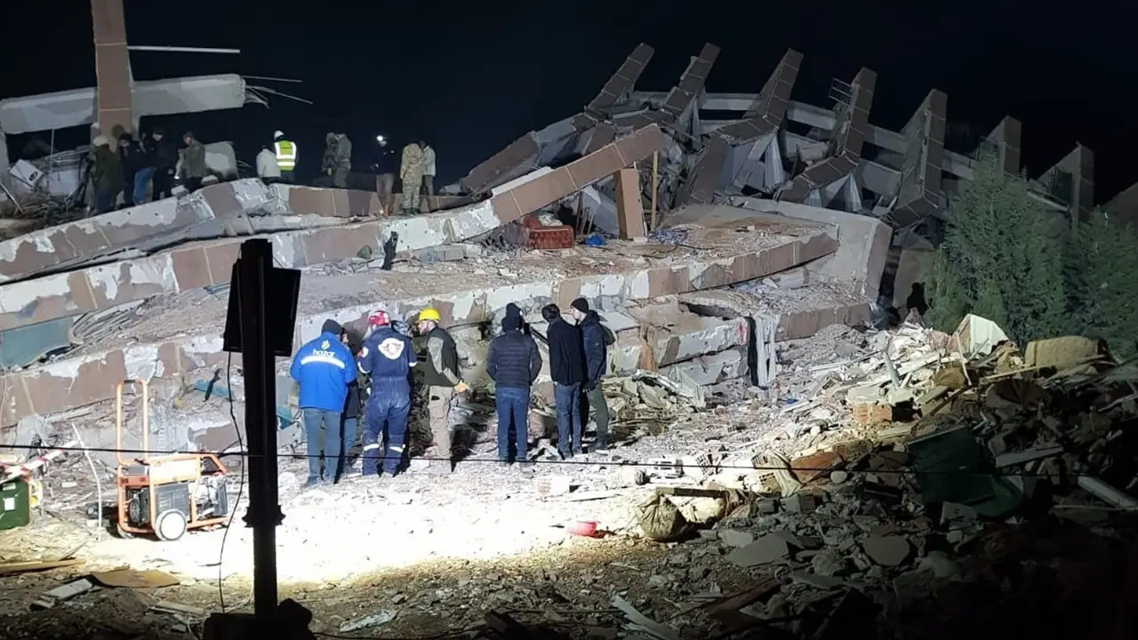 Fuat Koku Sitesi’nin tazminat davası: Kamu kurumlarının kusuru yüzde 31’den yüzde 20’ye indirildi Fuat koku sitesinin tazminat davasi kamu kurumlarinin kusuru yuzde 31den yuzde 20ye indirildi NarmiP2k