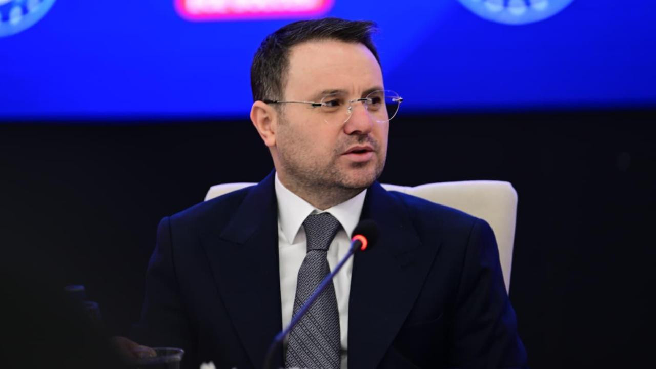 Son Dakika | Bakan Gürlek duyurdu: Yasa dışı bahis soruşturmasında 20 milyar liralık işlem hacmi tespit edildi Haber gorseli